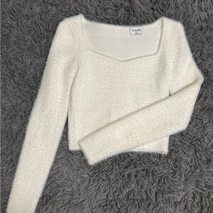 Aritzia Sunday Best Elsie Sweater